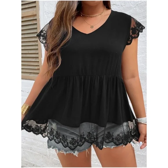 Plus Black Floral Ruffle Sleeve Blouse - Picture 4 of 4